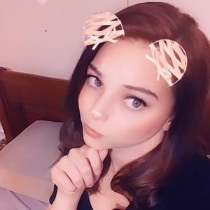 Meet your Posher, Pauline